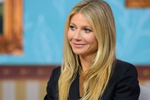 Η Gwyneth Paltrow απάντησε μετά από 24 χρόνια για το matching hairstyle που λάνσαρε με τον Brad Pitt