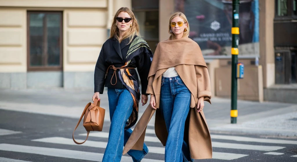 Οι Jimmy Choo μπότες της Rosie Huntington-Whiteley στο Black Friday sale