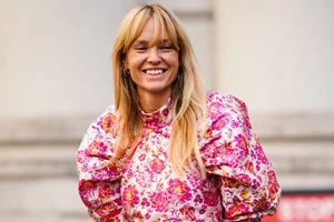 French Disco | Η νέα it τάση στα μαλλιά εμπνέεται από τη γαλλική αισθητική της δεκαετίας του 1970