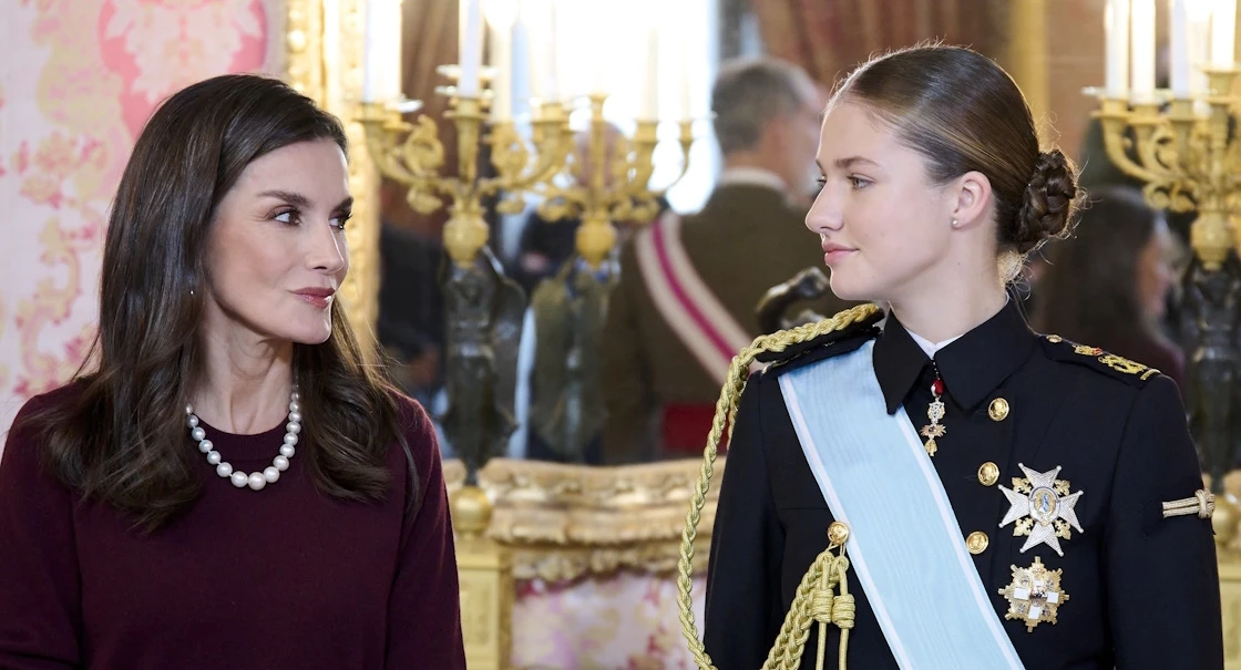 Ποιες Ευρωπαίες πριγκίπισσες συνομιλούν σε ομαδική συνομιλία στο WhatsApp