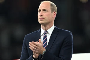 Ο πρίγκιπας William μιλά με συγκινητικά λόγια για την αείμνηστη γιαγιά του, βασίλισσα Ελισάβετ