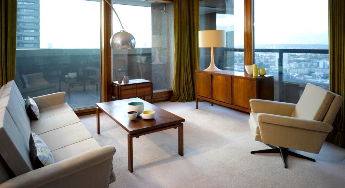 Αυτό το φωτιστικό αντίκα που θεωρούσαμε ξεπερασμένο επιστρέφει το 2026! Μπορεί να φτάσει έως και 600 ευρώ σε υπαίθριες αγορές