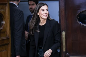 Mary της Δανίας | Με το μάλλινο κοστούμι που δεν πρέπει να λείπει από τη συλλογή καμίας γυναίκας