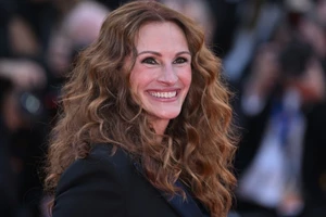 Η Julia Roberts παγιδεύεται ανάμεσα στην Ayo Edebiri και τον Andrew Garfield στο trailer του After the Hunt