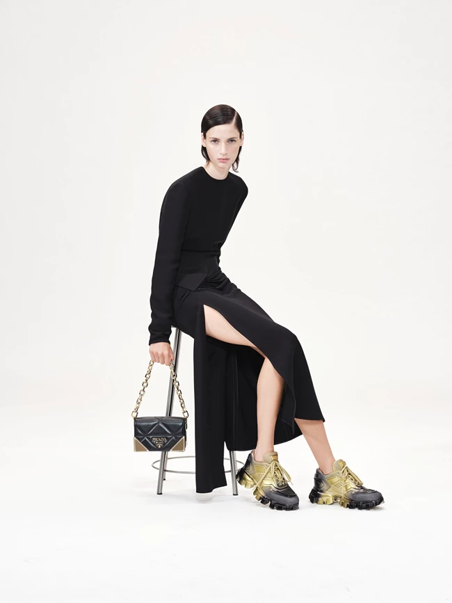 Party Style | Η holiday collection της Prada που λατρεύουν οι celebrities
