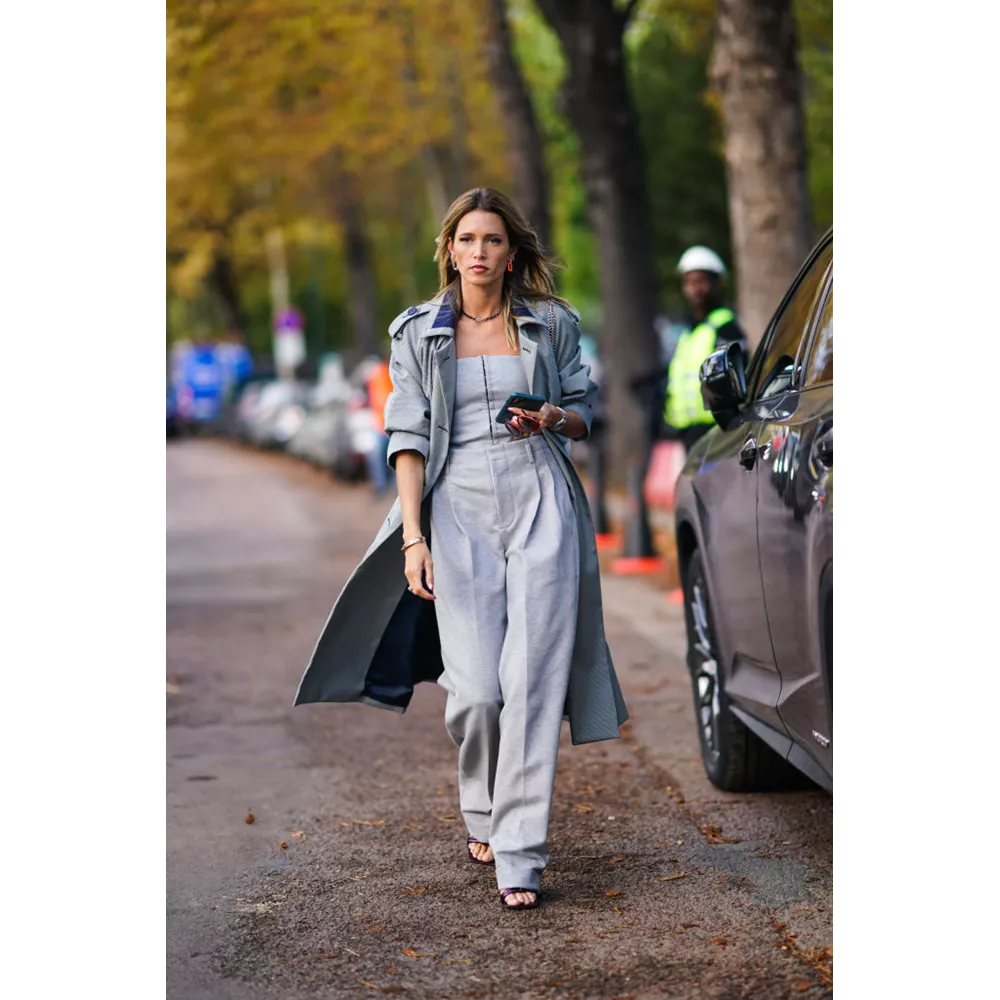 Σε monochromatic outfit