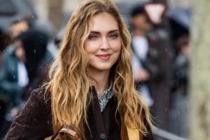 Αισθησιακή φράουλα, τριαντάφυλλο και πατσουλί | Το άρωμα που θα κάνει τους πάντες να γυρνούν στο πέρασμά σας