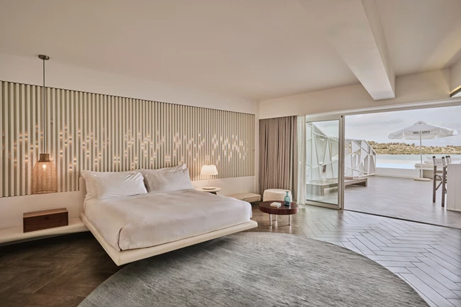 NIKKI BEACH