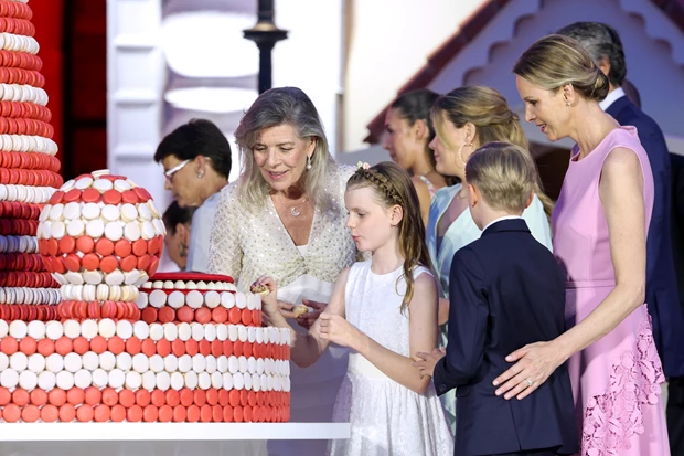 Camille Gottlieb | Η κόρη της Στεφανίας του Μονακό μας συστήνει τον άγνωστο, γοητευτικό αδελφό της