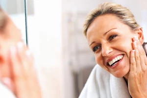 Τα 3 πιο συχνά λάθη στη φροντίδα των ματιών που προκαλούν ρυτίδες