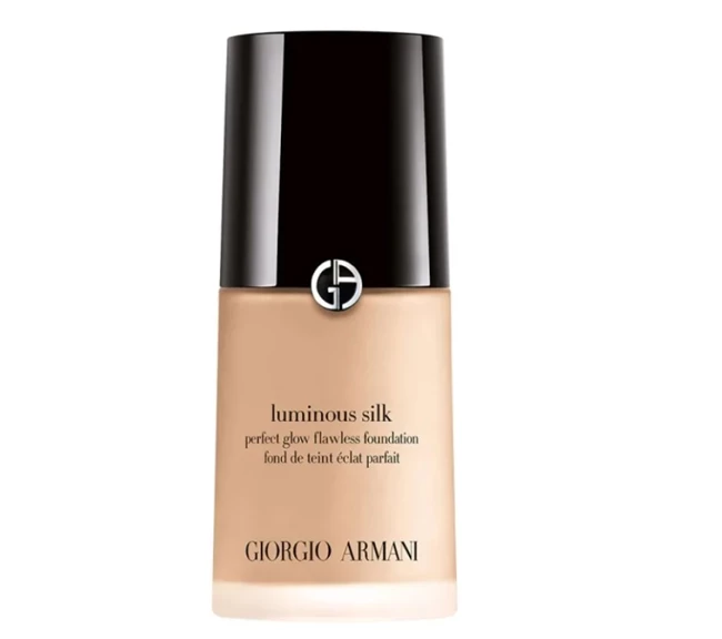 Cindy Crawford | Αυτό είναι το foundation στο οποίο ορκίζεται μετά τα 50