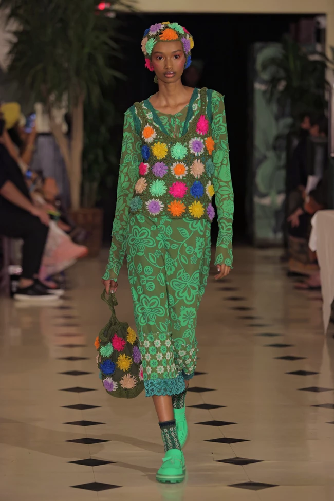 Anna sui SS22