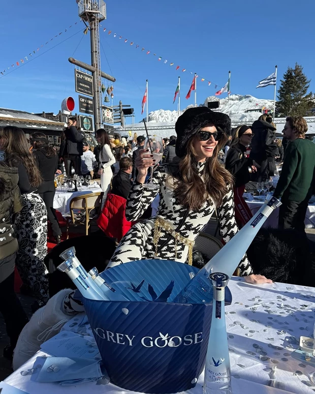 Ηλιάνα Παπαγεωργίου Grey Goose