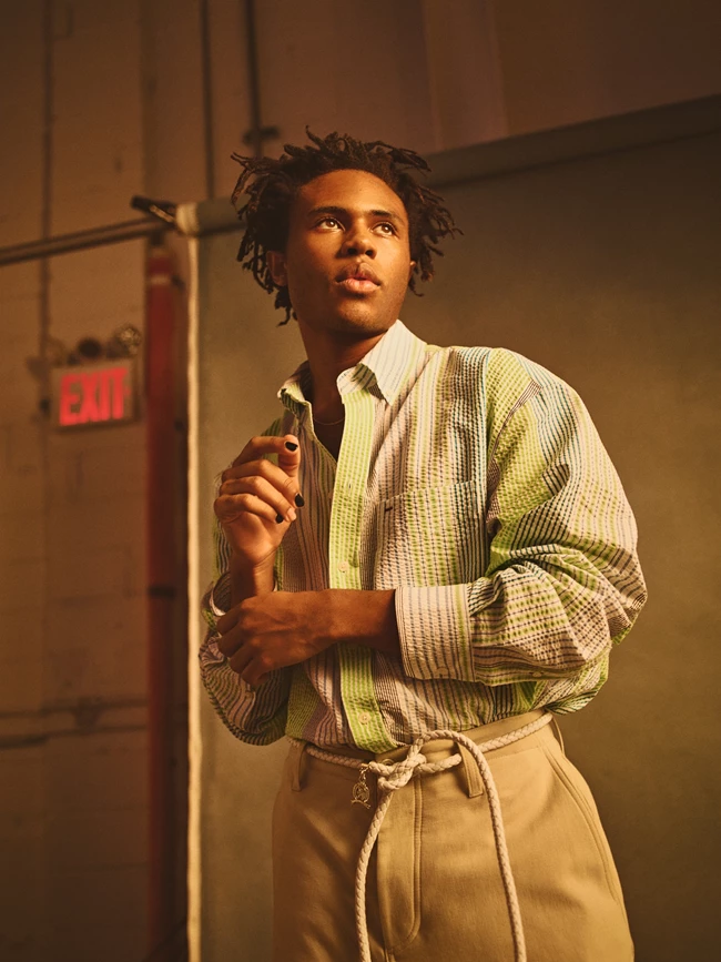 Η καμπάνια Classics Reborn της Tommy Hilfiger