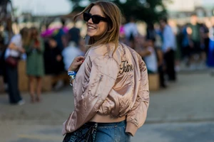 Τα 6 πολύ ωραία χρώματα που θα φορέσουμε αυτό τον χειμώνα