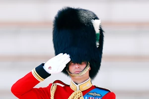 Trooping The Colour | Η παράδοση που θα επαναφέρει ο βασιλιάς Κάρολος στον φετινό εορτασμό