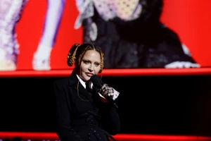 Madonna | Επαναφέρει το iconic κωνικό σουτιέν του Jean Paul Gaultier για την Celebration περιοδεία της