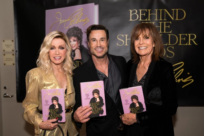 Joan Collins βιβλίο