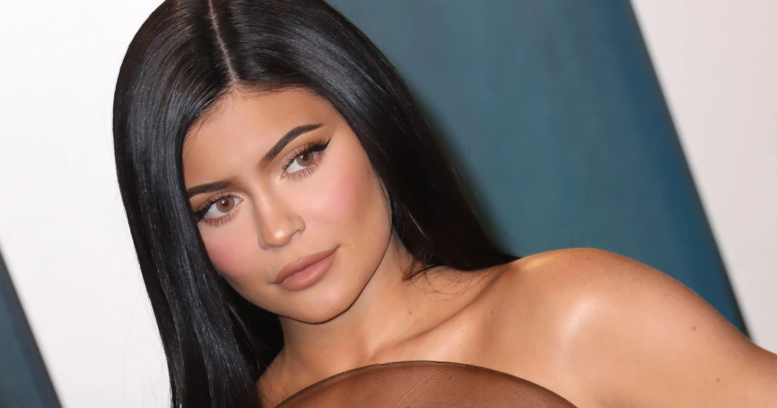 Kylie Jenner | Ανέβασε μια φωτογραφία με λάθος στο Photoshop και την κατέβασε αμέσως