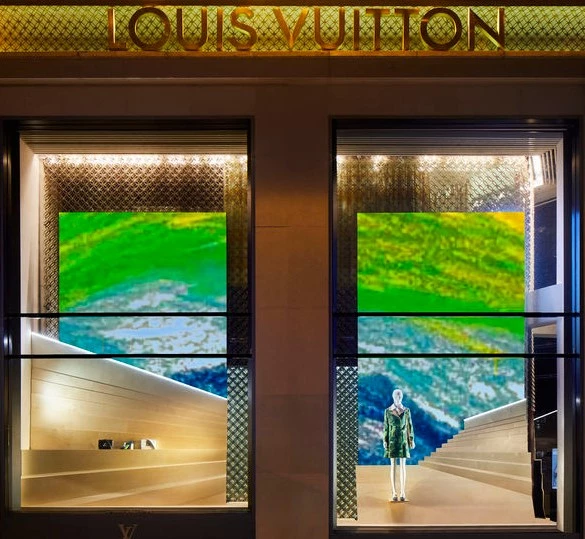 Το νέο project του Louis Vuitton υποδέχεται το καλοκαίρι με τον πιο αισιόδοξο τρόπο