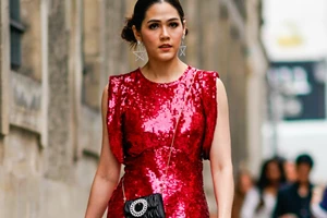 Το party dressing μίας Παριζιάνας | 7 looks που θα σας εμπνεύσουν για τις γιορτές