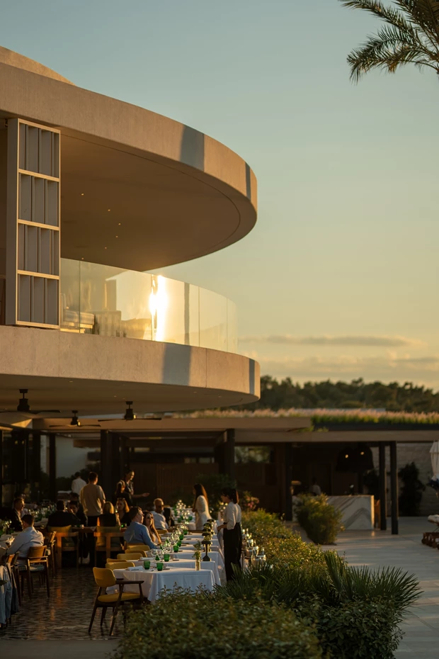 Eat & Drink Chic | 3 γαστρονομικά ραντεβού για τους λάτρεις του dining και του εγχώριου αμπελώνα