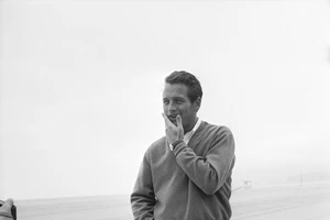 Paul Newman | Ο λόγος που συνήθιζε να φοράει γυαλιά ηλίου στις δημόσιες εμφανίσεις του