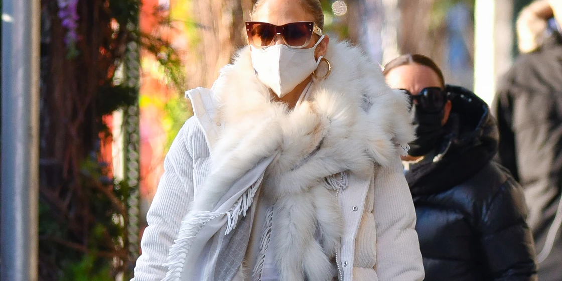 H Beyoncé εντυπωσιάζει με διάφανο catsuit και knee-high μπότες