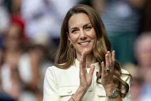 Η πρώην σύζυγος του Michael Douglas παντρεύτηκε τον ετεροθαλή αδελφό της πριγκίπισσας Diana