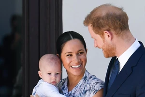 Meghan Markle-Πρίγκιπας Harry | Η νέα φωτογραφία τους με τον Archie