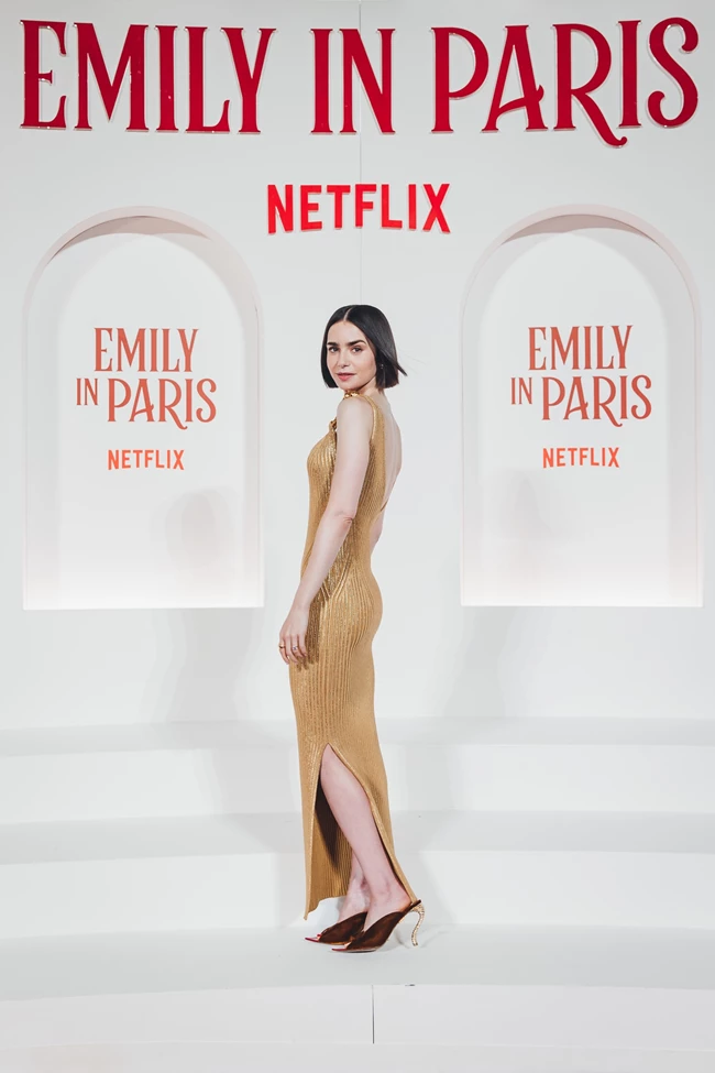 Emily In Paris, μέρος 2ο | Λαμπερή πρεμιέρα στη Ρώμη για τη δημοφιλή σειρά του Netflix