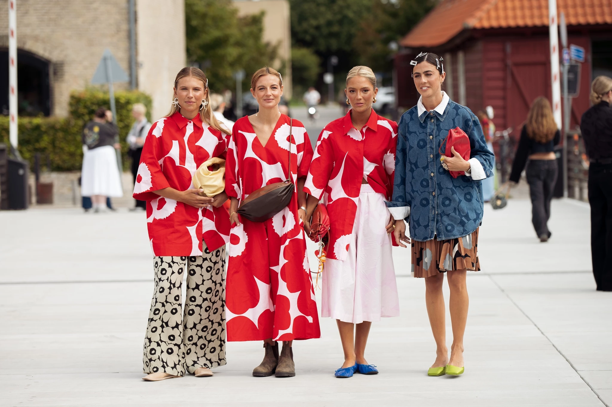 Τα πιο ωραία φορέματα του φετινού καλοκαιριού είναι τα εμπριμέ