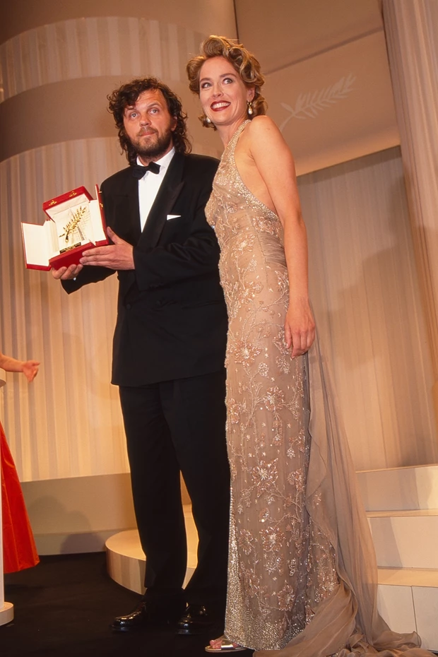 Sharon Stone με φόρεμα Valentino Garavani στο Cannes Film Festival 1995