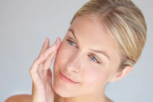 Youth Shots | 5 κρέμες ματιών που λειαίνουν άμεσα τις ρυτίδες