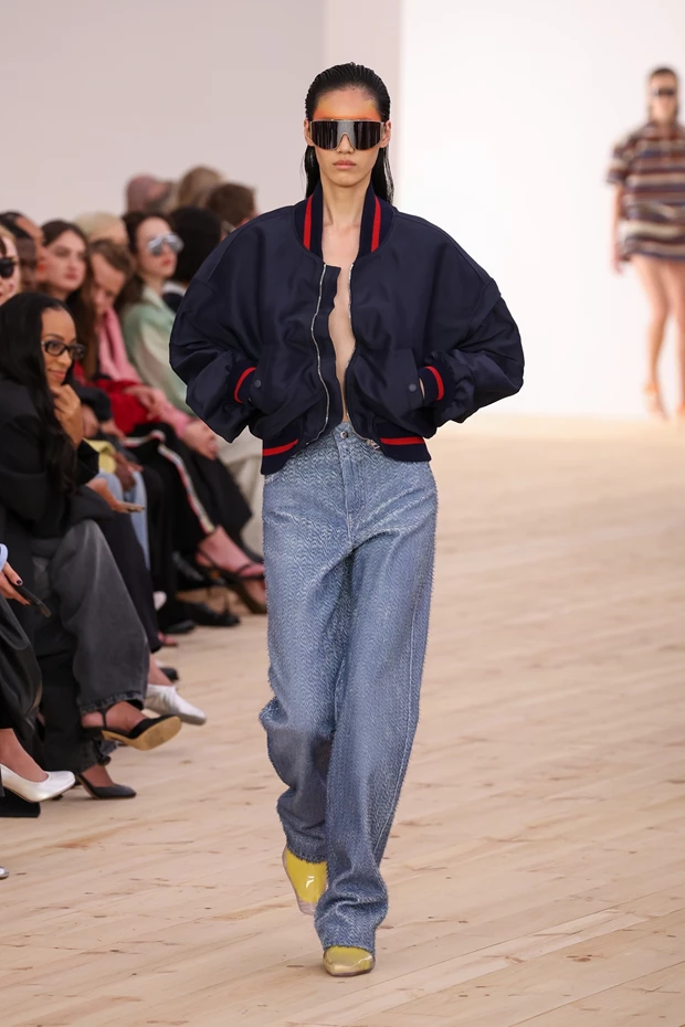 Οι 3 τύποι τζιν που θα είναι κυρίαρχοι στη μόδα του 2026