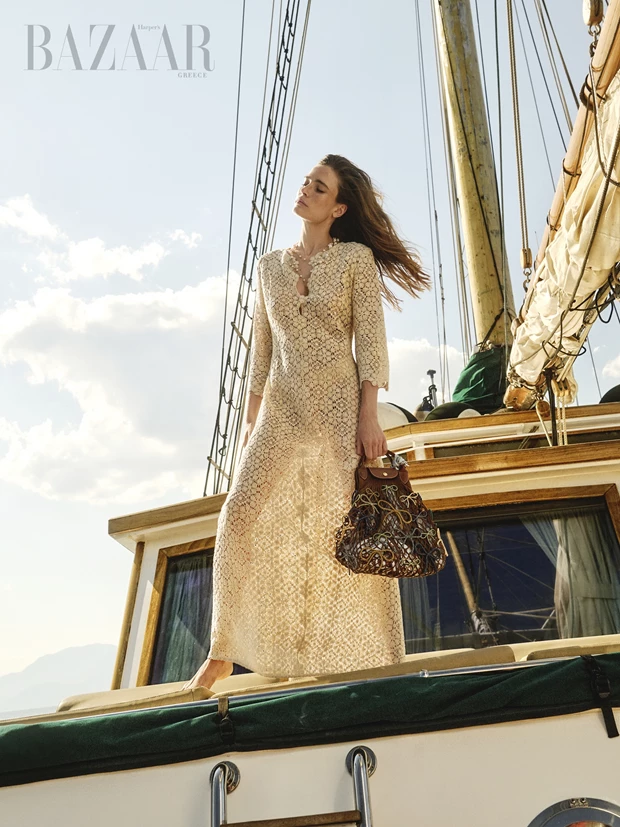 Γυναικεία μόδα Attitude Harper's Bazaar Greece Aug 2026