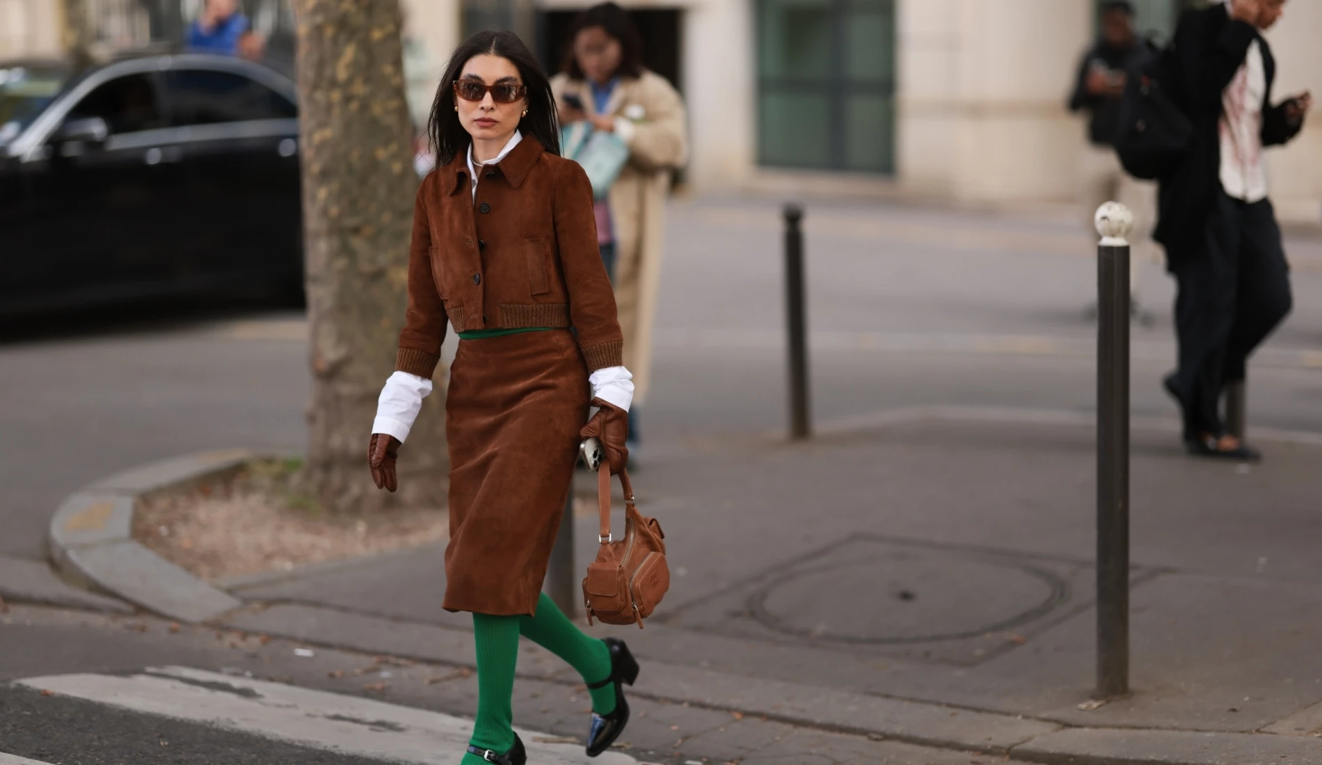 Τα 5 κομψά looks που μπορείτε να κάνετε φορώντας μόνο μαύρο