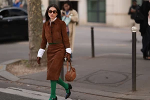 Τα 5 κομψά looks που μπορείτε να κάνετε φορώντας μόνο μαύρο