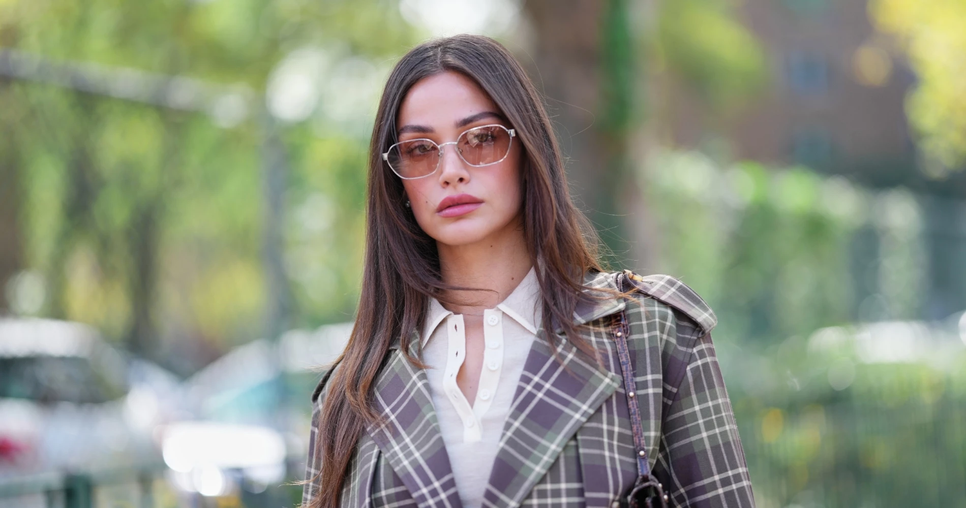 Το ανέξοδο κόλπο που διατηρεί τα λιπαρά μαλλιά φρέσκα για περισσότερες μέρες χωρίς ξηρό σαμπουάν