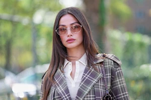 Το ανέξοδο κόλπο που διατηρεί τα λιπαρά μαλλιά φρέσκα για περισσότερες μέρες χωρίς ξηρό σαμπουάν