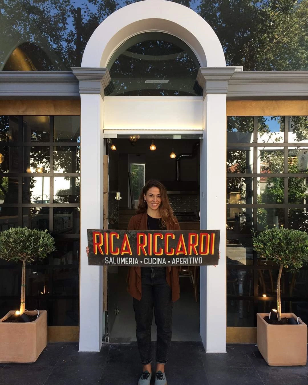 Η Kylie Minogue λανσάρει το δικό της rosé