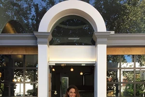 Η Kylie Minogue λανσάρει το δικό της rosé