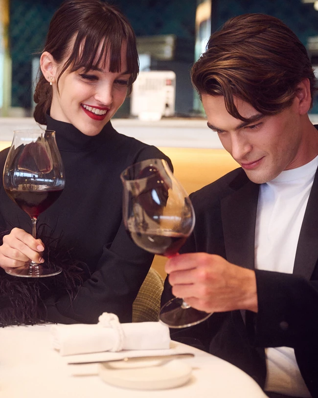 Η αγάπη σε τρεις πράξεις | Το Four Seasons Astir Palace Hotel γιορτάζει τον Άγιο Βαλεντίνο με τρία ξεχωριστά events