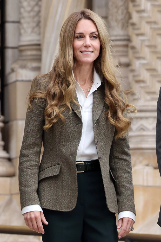 Kate Middleton | Πιο ξανθιά από ποτέ, στην πρώτη επίσημη εμφάνιση της σεζόν