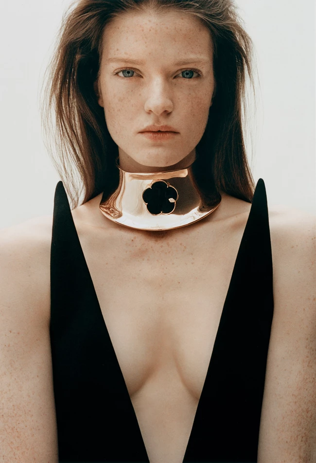 Moda Black HB Jan2025