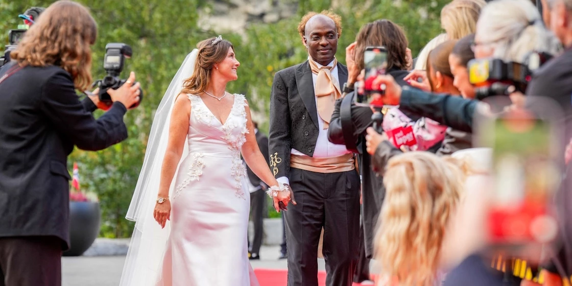 Η πριγκίπισσα Märtha Louise της Νορβηγίας και ο Durek Verrett ξεκαθαρίζουν την αλήθεια για τον γάμο τους