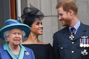 Γιατί η Meghan Markle άλλαξε το αρχικό σχέδιο του διαμαντένιου δαχτυλιδιού της