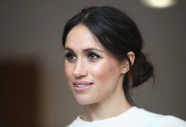 Το τρικ της Meghan Markle για σαρκώδη χείλη