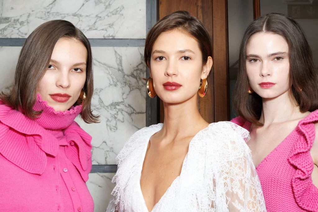 5 ονειρεμένα καλοκαιρινά αρώματα που θα βρείτε στο φαρμακείο