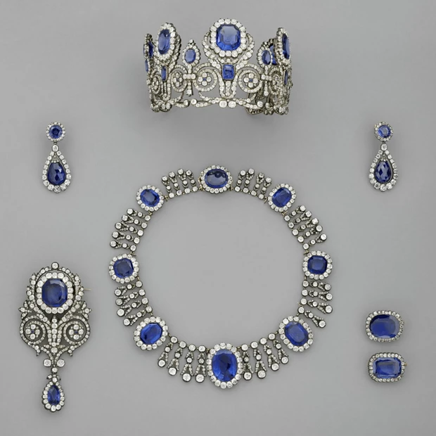 Κολιέ από το σετ ζαφείρι της βασίλισσας Μαρί-Αμελί και της βασίλισσας Ορτάνς